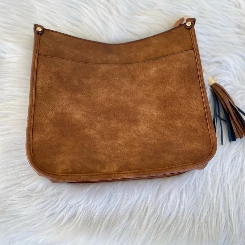 HK CLUF cross body bag